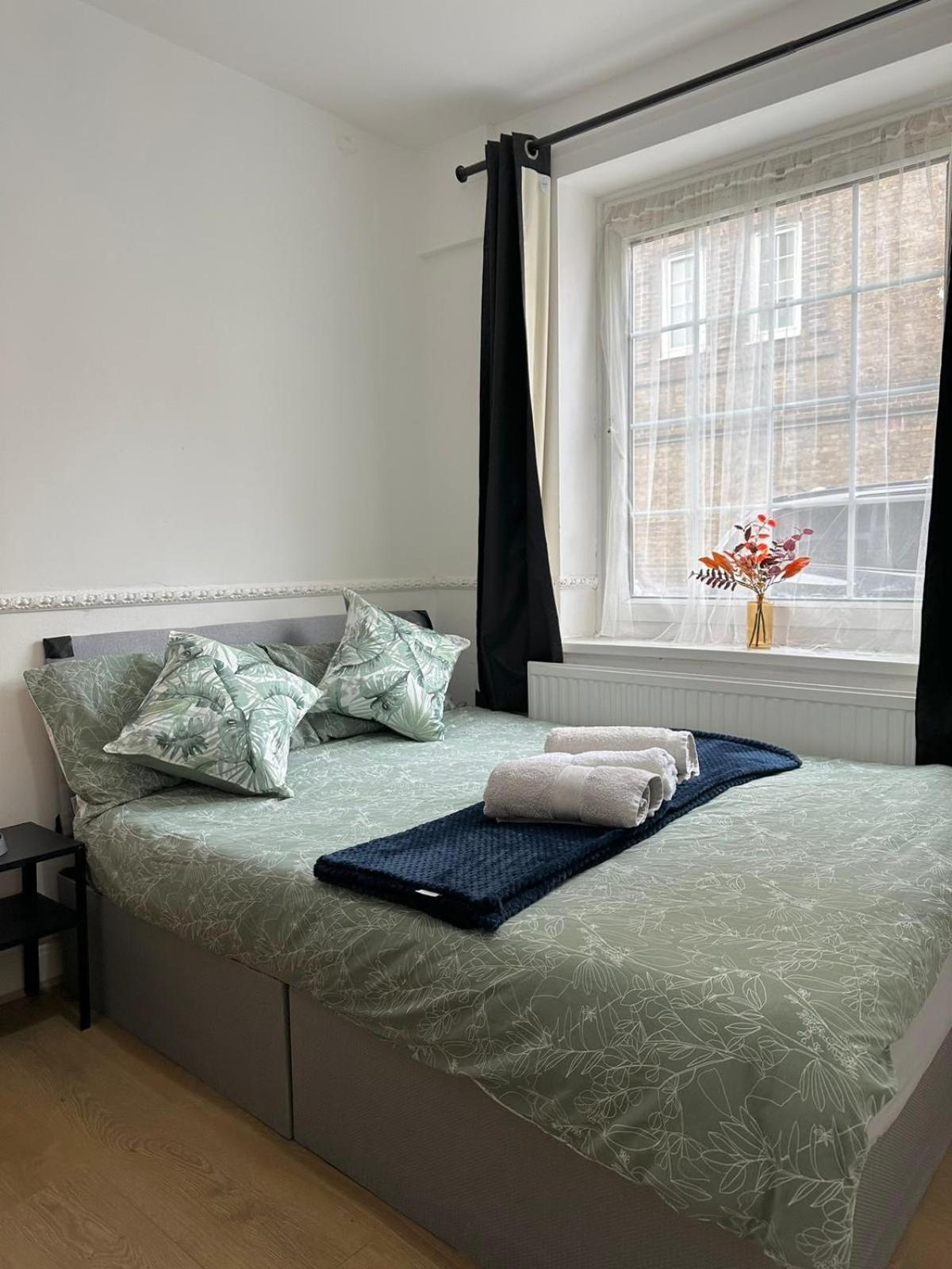 2 Bedroom Flat, 2 Minutes Walk To Bethnalgreen Station, Central London Eksteriør bilde